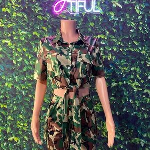 Camouflage Tie-Front short set